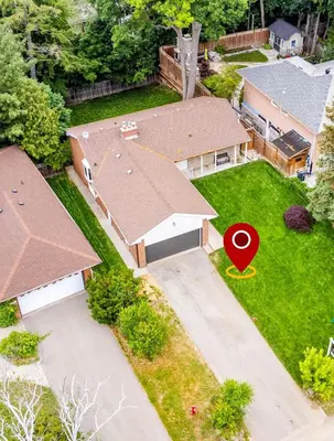 Gallery image of Fabulous Forested Flat in Mississauga