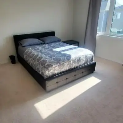 Stay 15 mins from Niagara Falls-5 Bedroom nights Inn