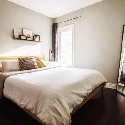 Inviting 2BR Townhouse with 2 WFH Setups and WiFi