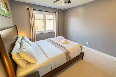 Gallery image of Large 5-Bedroom Gem - Stylish, Spacious, Well-Located in Brampton