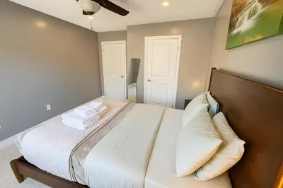 Gallery image of Large 5-Bedroom Gem - Stylish, Spacious, Well-Located in Brampton