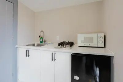 Gallery image of Studio Cottage in Pine Lake #6 in Gravenhurst