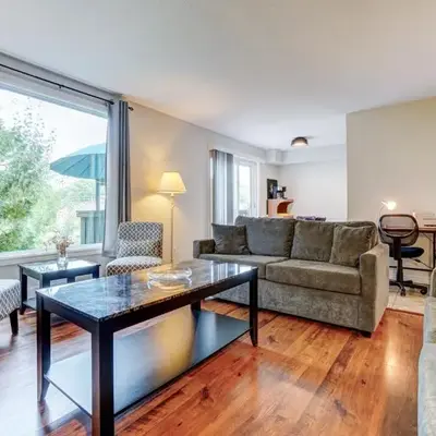 Spacious Second Floor Garden View Apartment