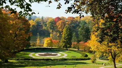 a garden with a clock in the middle of it at Westend Suites - Modern 1BR Apartment - 8min walk to High Park in Toronto