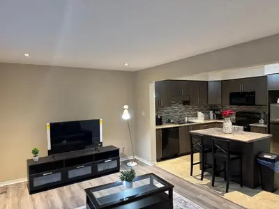 Gallery image of Charming 3bedroom 3bath house in Kitchener