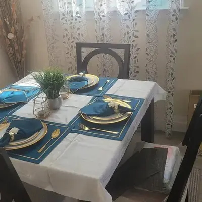 2 Bedroom house in East-York