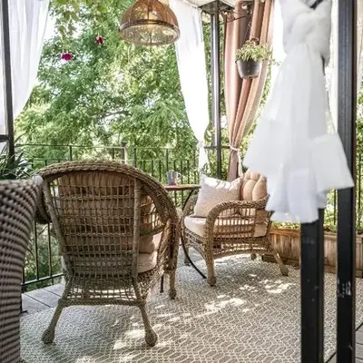 Glyn Rhosyn Balcony Riverview