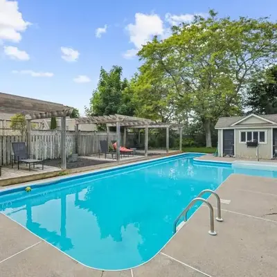 Mins to Beach Downtown 5BR w Pool Patio and BBQ