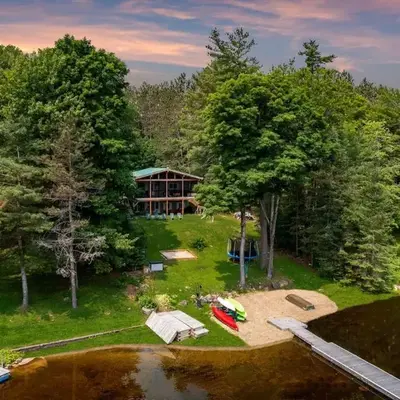 Muskoka Gem 8ppfireplacescanoekayaks