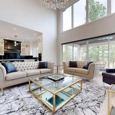 Lucky Mansion - a Luxury Villa in Fort Erie !