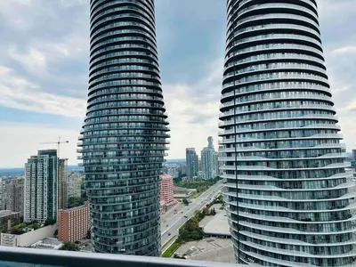 Gallery image of Downtown Mississauga in Mississauga