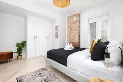 Gallery image of Chic 2BR 2BA Urban Escape Modern Comfort in Toronto