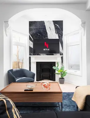 Gallery image of Chic 2BR 2BA Urban Escape Modern Comfort in Toronto