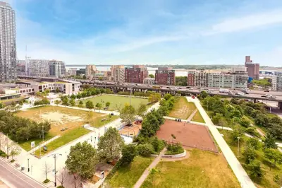 an aerial view of a park in a city at Toronto Getaway 2BR Condo w City Views in Toronto