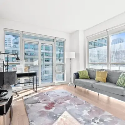 Modern New 2Bd 2Ba &Den Condo with Balcony