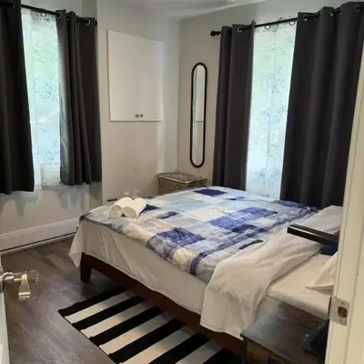 Comfortable waterfront vacation Keswick