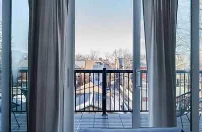 Gallery image of Urban 2BDRM Steps to College and Bathurst! in Toronto
