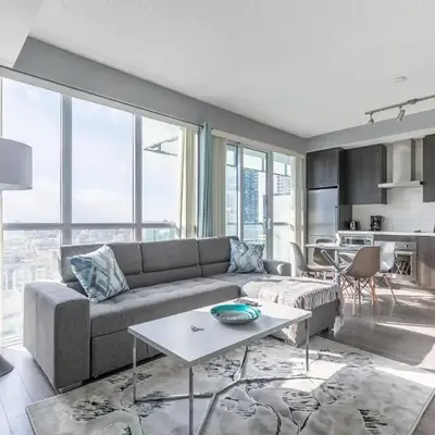 1 Bedroom 26 Floor DT near CN Tower