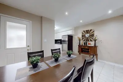 Gallery image of Spacious 4-Story Townhome in North York in Toronto