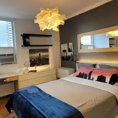 Medium size room for 2