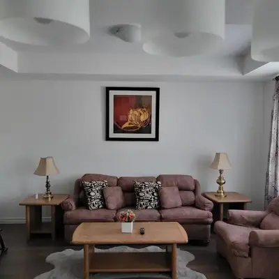 Newly constructed 3-Bedroom-Hyde Park- close to UWO and Hospital