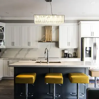 Spacious 5br Home W Parking In Mississauga