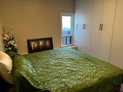 Gallery image of Renovated 2 bdrm apartment in central Hamilton in Hamilton