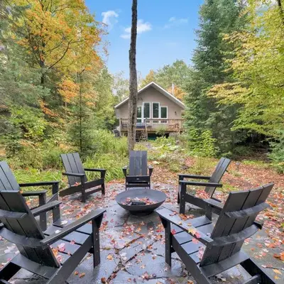 Muskoka Waterfront Cottage with Canoes and Fire Pit