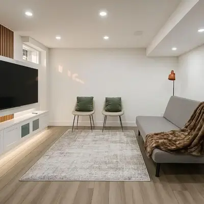 Lux Basement Apartment Getaway