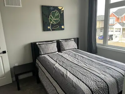 Gallery image of 4 bedroom Pickering home in Pickering