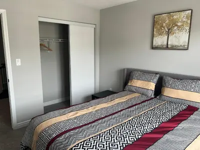 Gallery image of 4 bedroom Pickering home in Pickering