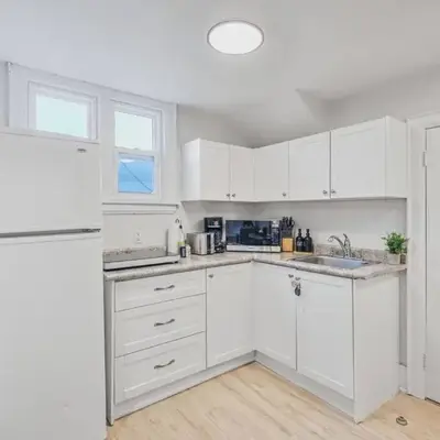 2 BR 1 Bath Apt with Parking and Close to all Amenities