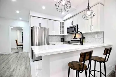Gallery image of Modern Bright Home by Tim Hortons Field Xbox in Hamilton