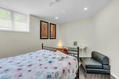 Gallery image of Buddahs Humble Abode Mins to Falls and BBQ Area in Niagara Falls