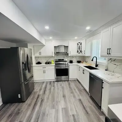 Hearth & Home Spacious Suite