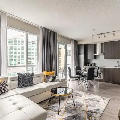Modern 1 Bedroom Condo Front Street Downtown Toronto