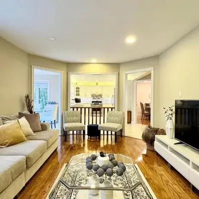 Designer 4BR Retreat