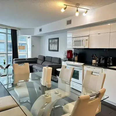Spacious two-bedroom abode in the heart of TO