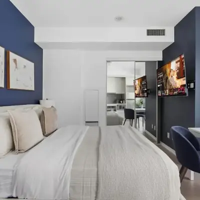 Chic Downtown TO Studio Near Entertainment Dist