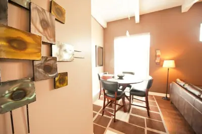 a room with a table and a dining room at SUPERIOR 2 in Niagara Falls