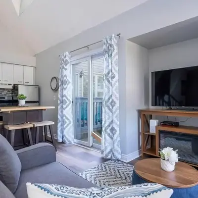 Wanderer Way Loft Ski-In Ski-Out - Pool & Hot Tub