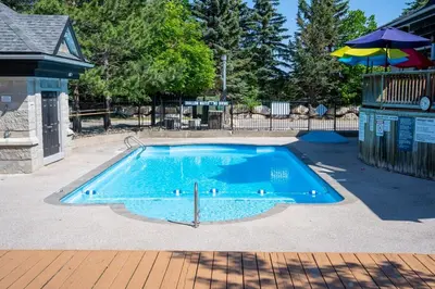 Gallery image of Sunshine Summit Ski-In-Out Pool Shuttle in Blue Mountains