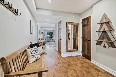 Gallery image of Clearview Chalet - Modern 3BR Walk to Village in Blue Mountains