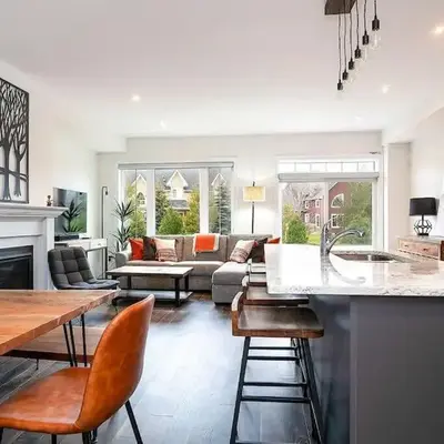 Luxury Townhome - Private Patio Shuttle Trails
