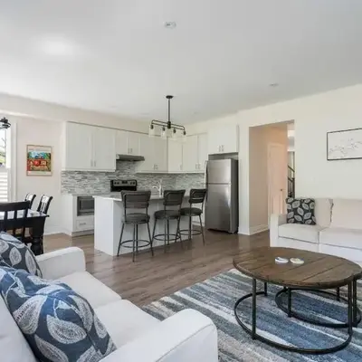 Luxury Mountain Townhome - Shuttle Patio & Trails