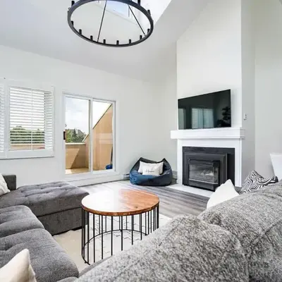 Apres-Blu - Walk to theVillage - Sleeps 7