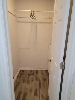 Gallery image of Fully furnished bachelor basement suite in Toronto in Toronto