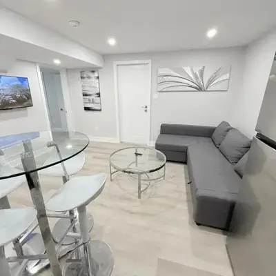 Modern and Cozy Basement Suite