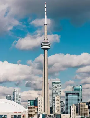 Gallery image of Vibrant City Stay 2BR Free parking & Wi-Fi in Toronto