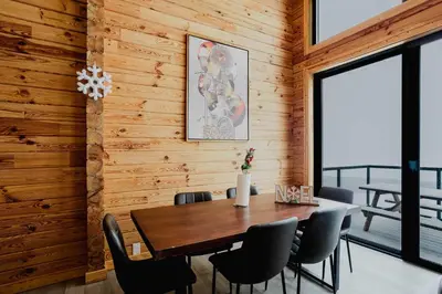 Gallery image of Rice Lake #8 2-BDR Lakefront Cottage in Harwood